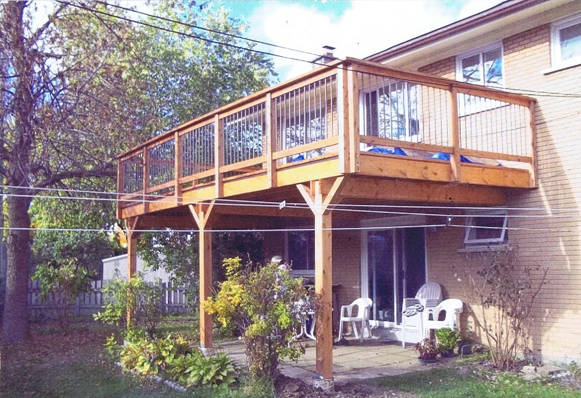 Cedar deck project by Williamsburg Woods and Garden, Eastern Ontario